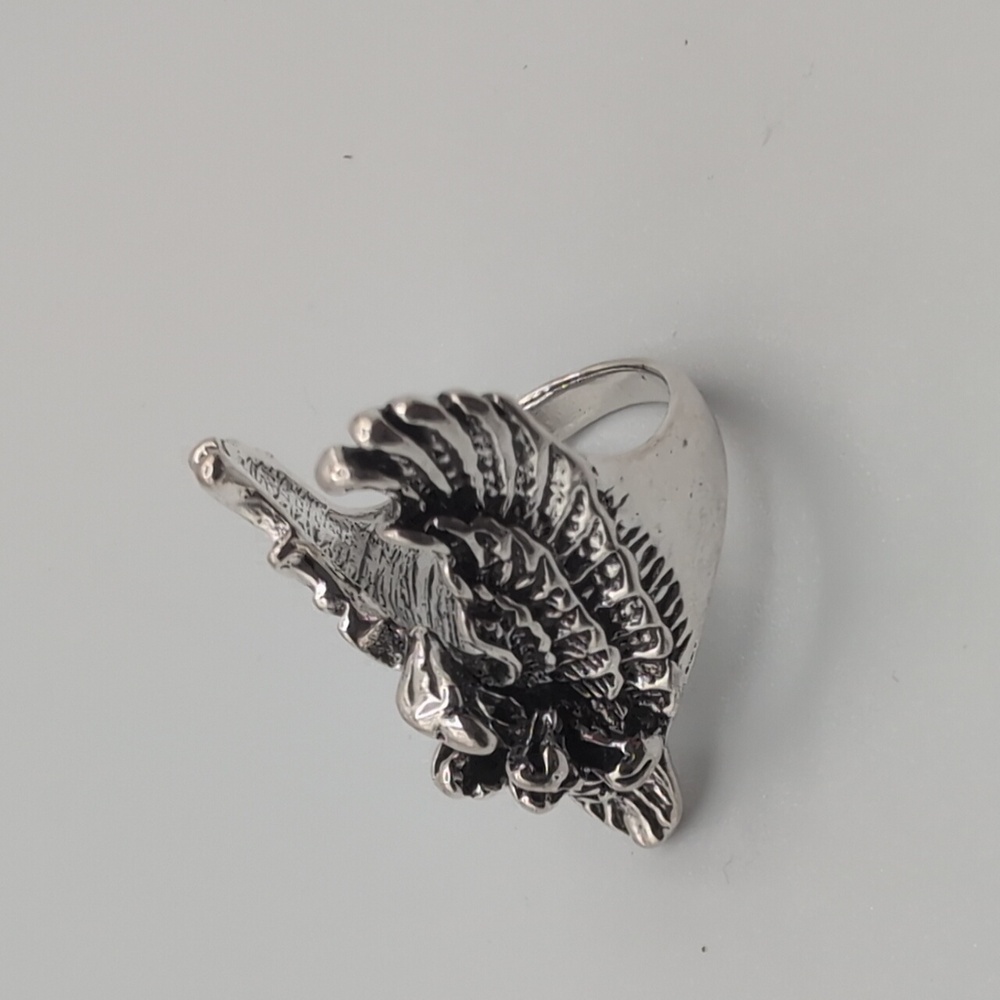 NWOT Silver Toned Winged Soaring Eagle Statement Ring Stainless Steel - Picture 5 of 8